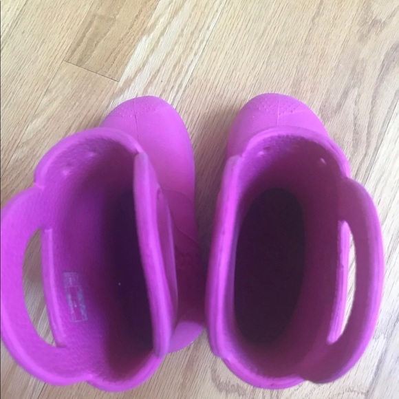 Crocs rain boots size 11 for little girls - Picture 6 of 6